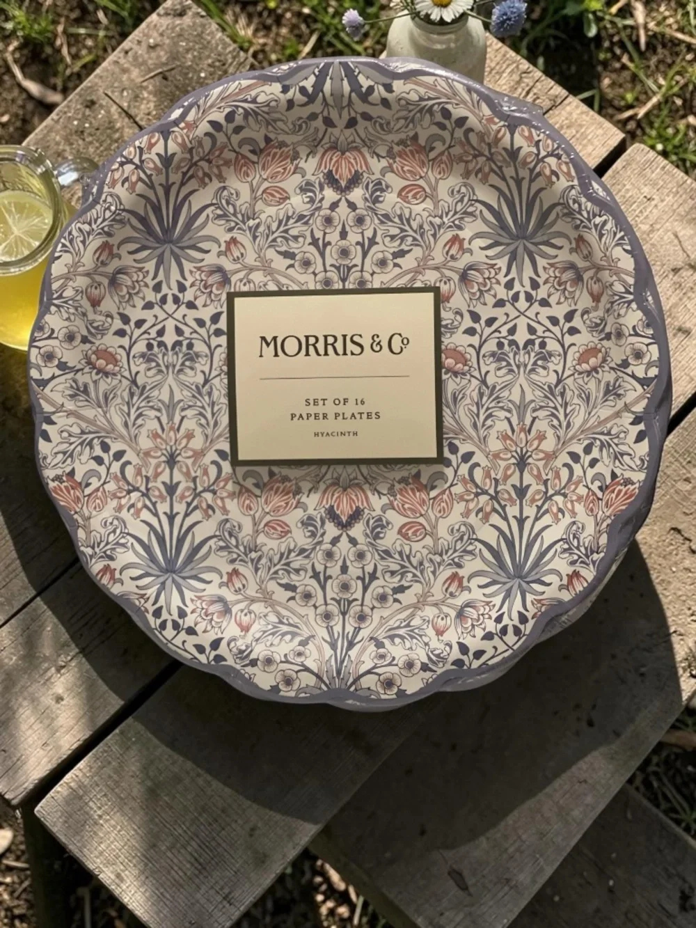 William Morris Hyacinth Set 🇺🇸 Red White Blue Napkins + Plates